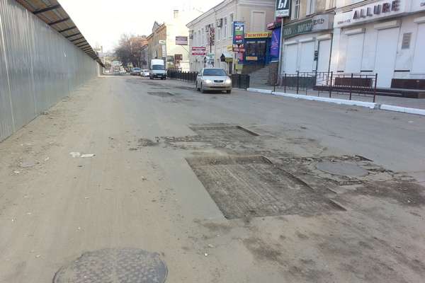 Воронежской области выписали 100 млн рублей на развитие дорог Воронежской области выписали 100 млн рублей на развитие дорог