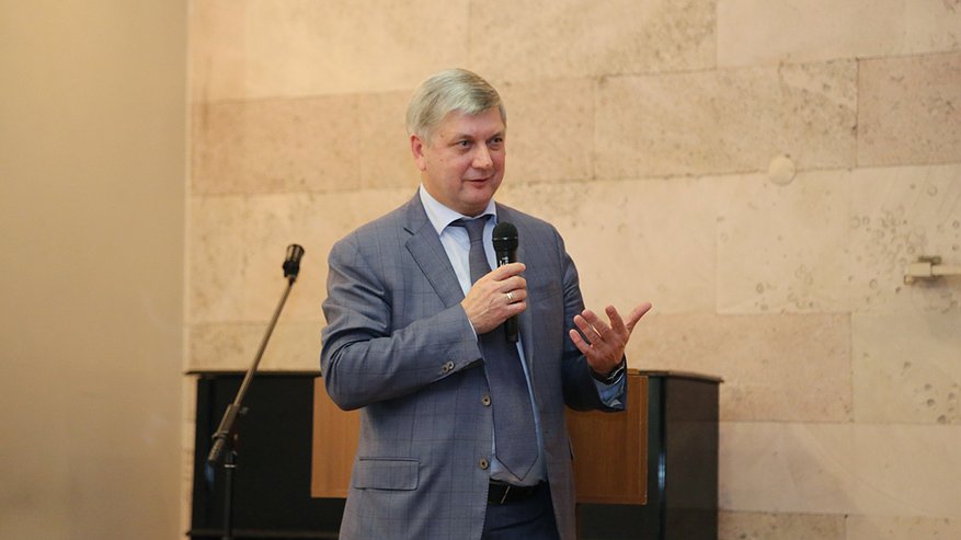 Главная картинка новости: Мэрия Воронежа взяла Дом архитектора под контроль