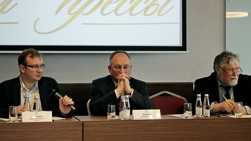 Главная картинка новости: Воронежские строители назвали альтернативу «архитектурному бандитизму»