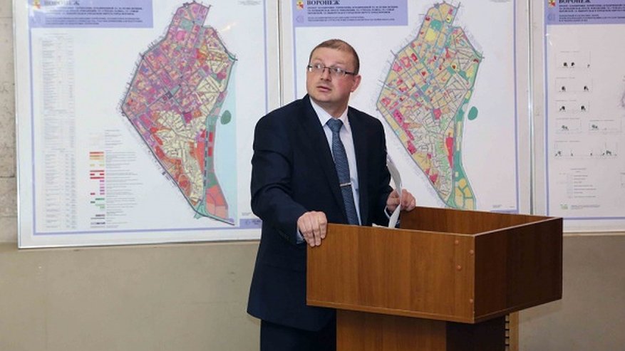 Главная картинка новости: Воронежские следователи отметили годовщину «архитектурного бандитизма»
