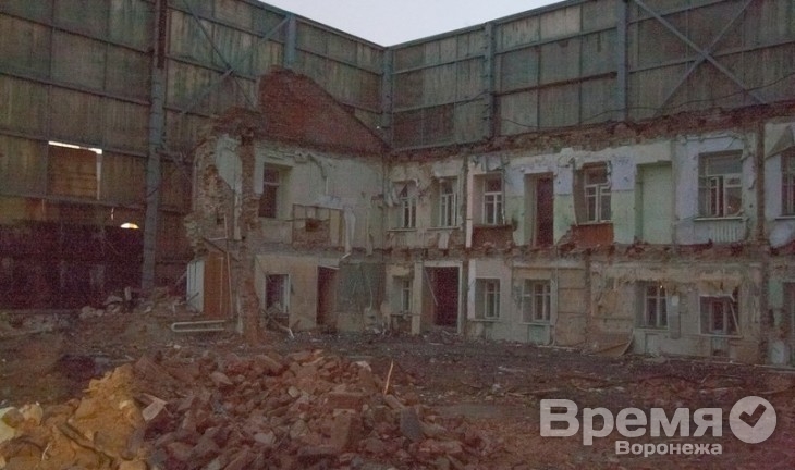«Галерее Чижова» грозит штраф в 5 млн рублей за разрушение Дома купца Балашова