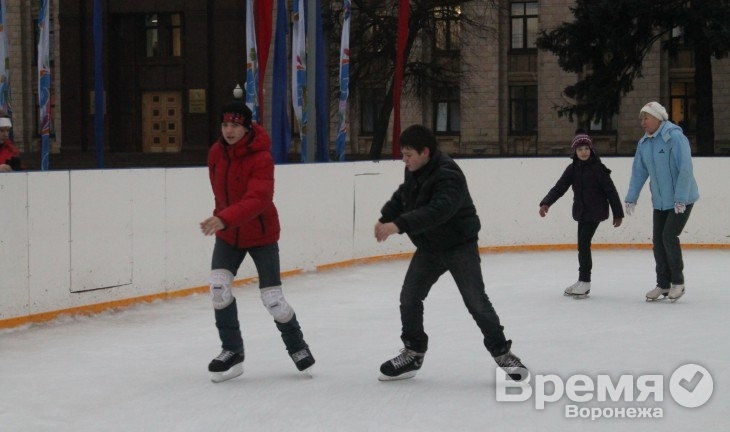 Реальное время воронеж. Воронежцев приглашают покататься на коньках.