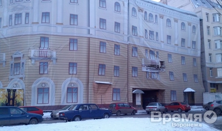 Жильцов аварийного дома в центре Воронежа вызвали на приём в мэрию