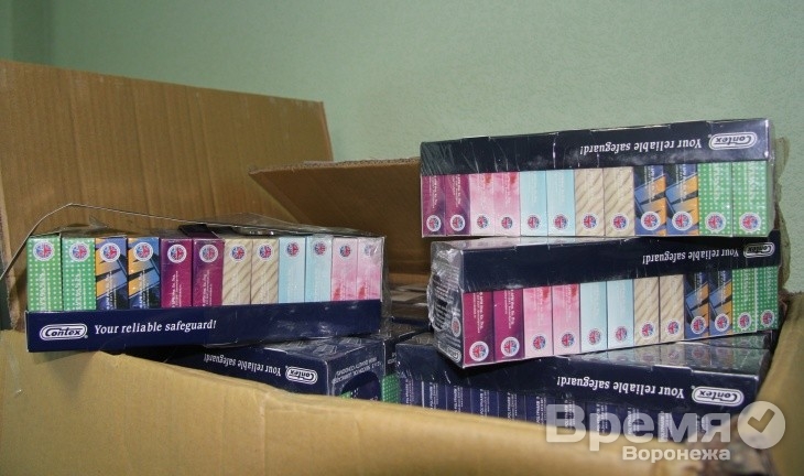 В Воронеже изъяли крупную партию поддельных презервативов