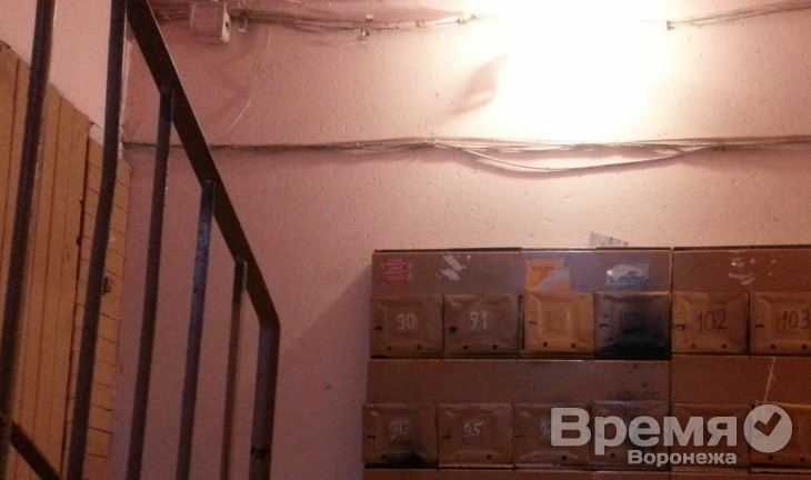 Воронежская энергосбытовая компания потребовала от двух разных УК два раза оплатить одни и те же счета за одинаковые периоды