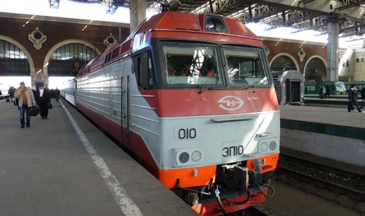 Сидячий поезд в Москву ускорился