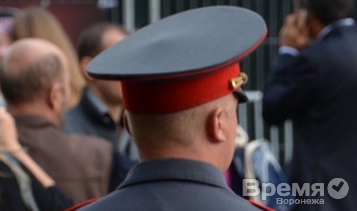 Воронежские полицейские избили своего коллегу