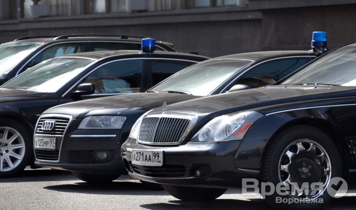 Воронежцы считают, что чиновники должны ходить пешком
