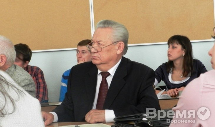 «Красный губернатор» Иван Шабанов стал «Почётным гражданином Воронежской области»