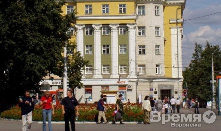 Губернаторская кампания и украинские визитёры в Воронеже