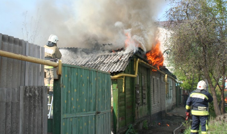 В Воронежской области за сутки произошло 11 пожаров в домах и квартирах