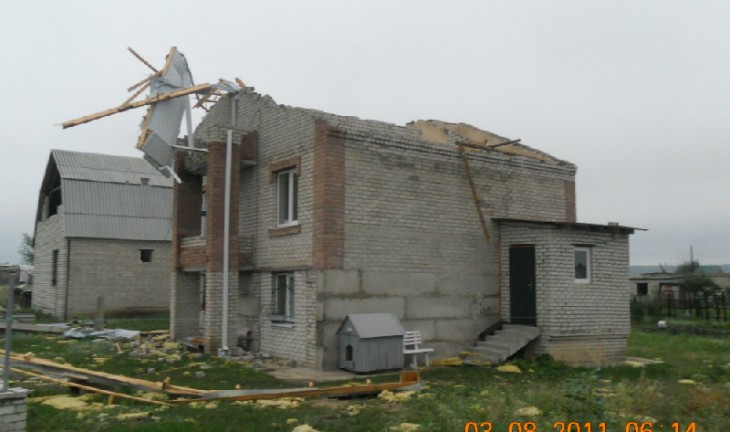 В Воронеже ветер сорвал крыши с 26 домов
