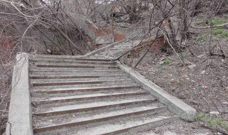 В Центральном районе Воронежа пересчитали все ступеньки уличных лестниц