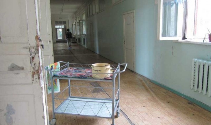 Чиновники затягивают с модернизацией больниц в Воронежской области