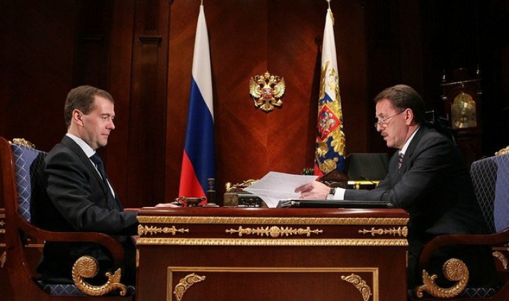 Накануне выборов президент Дмитрий Медведев встретился с губернатором Воронежской области Алексеем Гордеевым