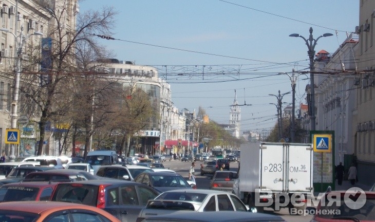 Губернатор обещает уволить чиновников, из-за которых Воронеж стоит в пробках