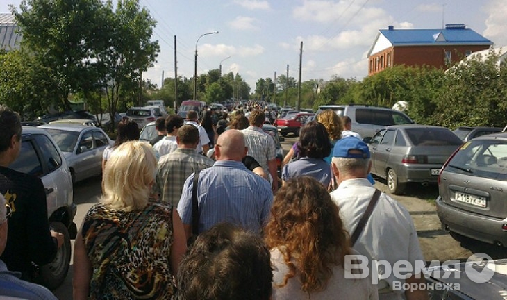 Воронеж стал в пробках из-за празднования 100-летия ВВС