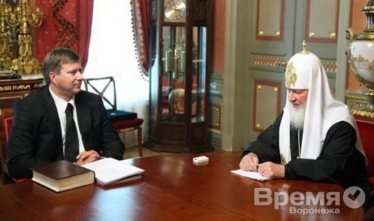 Воронежский митрополит высказался за то, чтобы Патриарх продал часы за $30 тысяч на аукционе