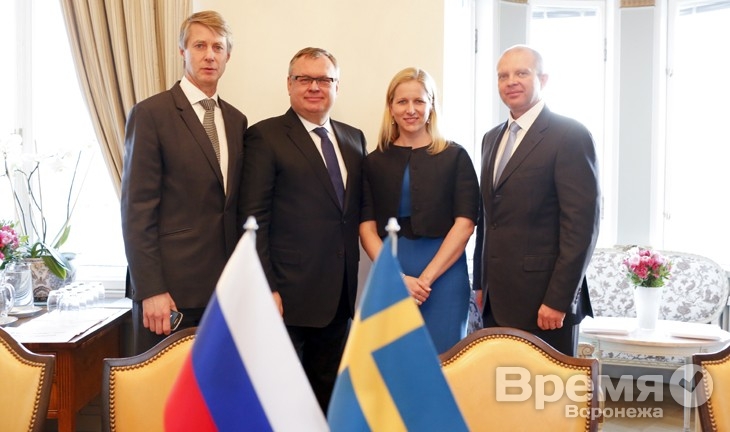 Группа ВТБ за $2,4 млрд купила Tele2 в России