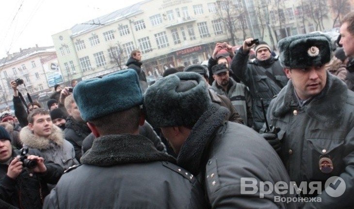 Воронежских полицейских обяжут докладывать в Москву о визитах столичных журналистов