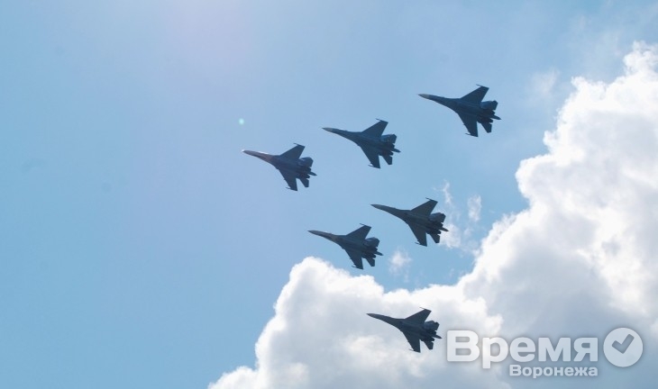 Военные рассказали, откуда лучше всего будет видно показательное выступление бомбардировщиков над Воронежем