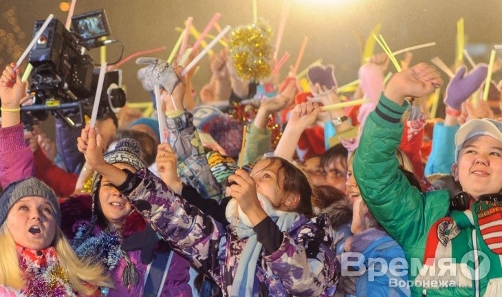 Воронежцы за полдня разобрали пригласительные билеты на съёмки новогодней комедии «Ёлки 3»
