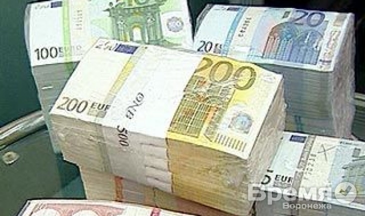 Воронежские полицейские выяснили, кто украл 185 тысяч евро из багажника иномарки