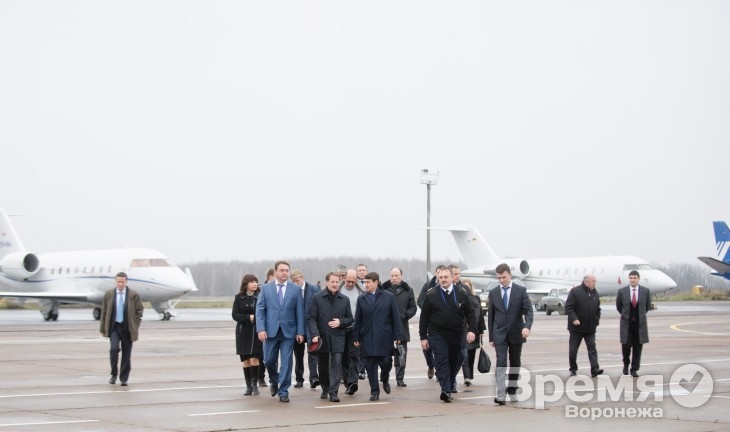 Помощник президента пообещал, что в 2014 году начнётся реконструкция перрона аэропорта «Воронеж»