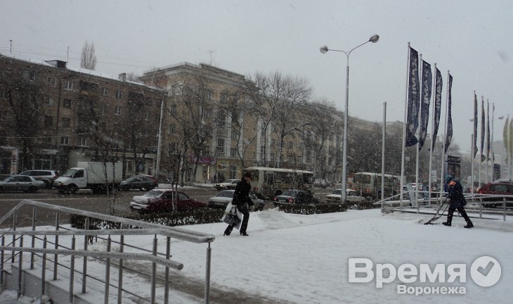 На Воронеж может обрушиться снегопад