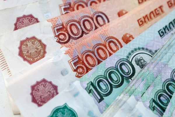 За полгода воронежцы потратили больше 345 млрд рублей по безналичным переводам