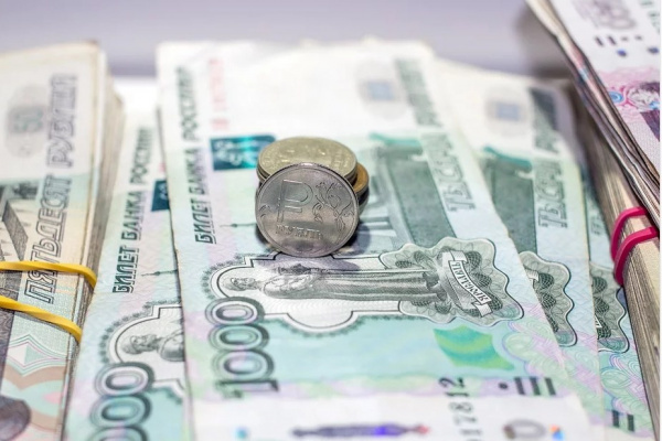 Ресторан в Воронеже задолжал работнику 265 тыс. рублей