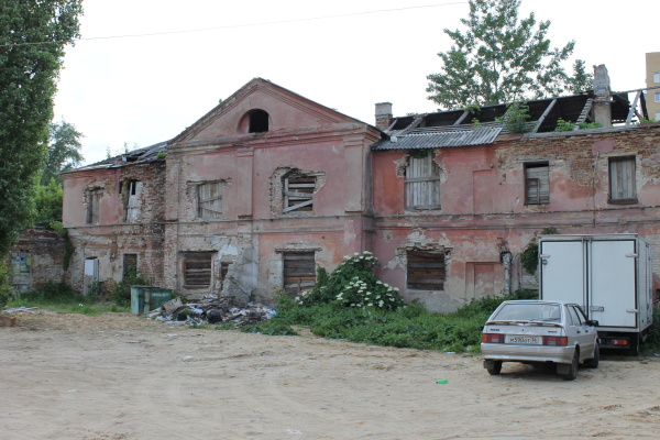 Самый старый дом Воронежа разрушается на глазах чиновников 