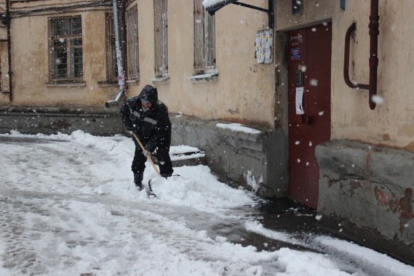 В Воронеже трое дворников-симулянтов грозятся устроить «бунт» 