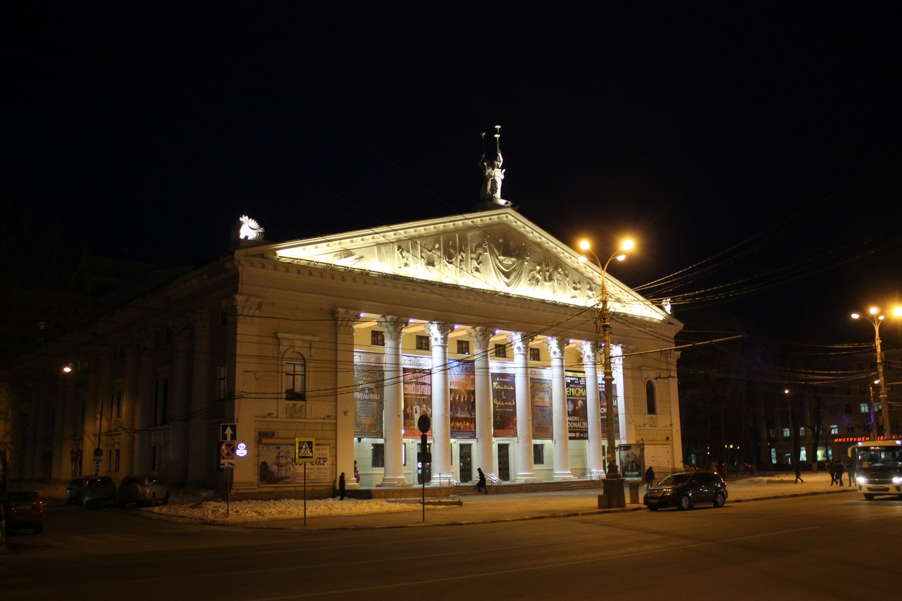 Реальное время воронеж. Архитектурная подсветка Воронеж. Подсветка Воронеж.