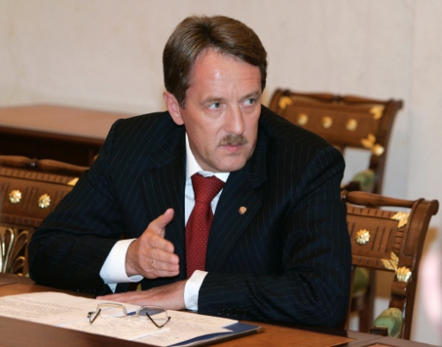 Алексей Гордеев в рейтинге Медиалогии по-прежнему в аутсайдерах 