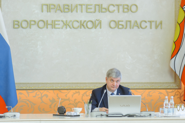 Глава Воронежской области призвал делиться с ним информацией о коррупционерах
