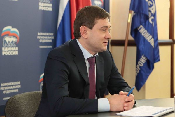 Владимир Нетесов рассмотрел обращения граждан в общественной приемной