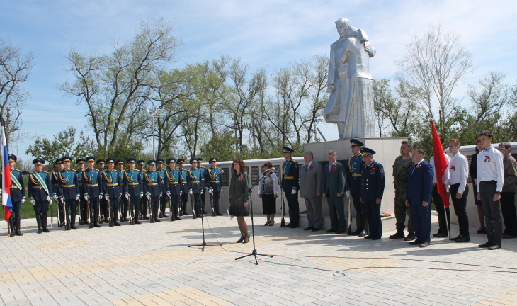 Под Рамонью прошла торжественная церемония перезахоронения красноармейцев