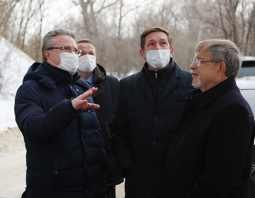 Вадим Кстенин совместно с Аркадием Пономаревым проинспектировал общественно важные объекты в Масловке