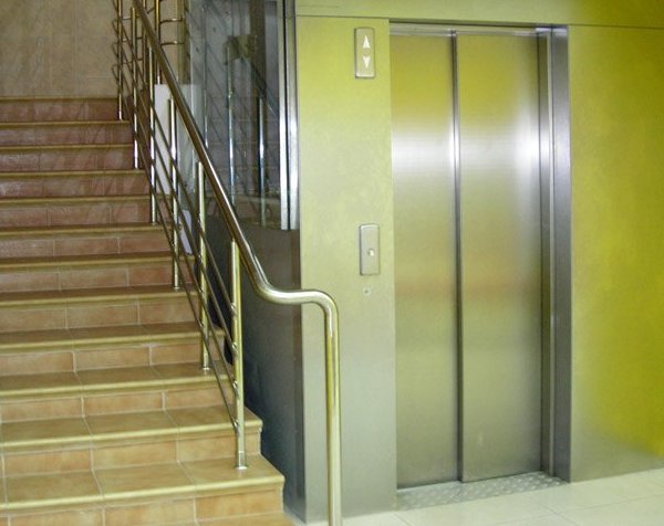 Многоэтажки Воронежа ждет замена лифтового оборудования