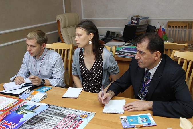 Международные наблюдатели проводят в Воронеже рекогносцировку