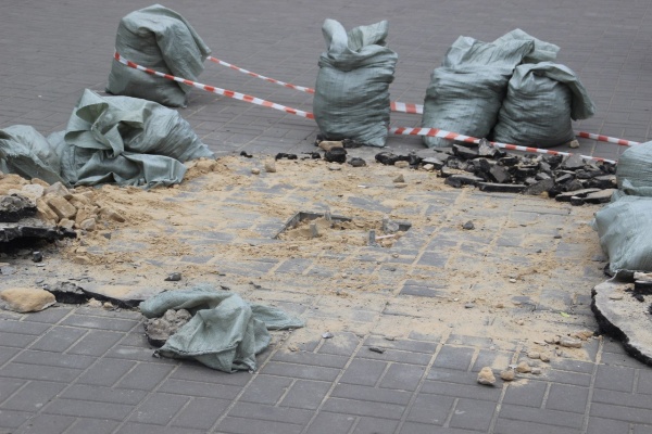 Воронежские власти нашли подрядчиков для ремонта тротуаров
