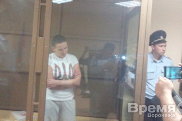 На 22 года отравится в тюрьм задержанная под Воронежем Надежда Савченко 
