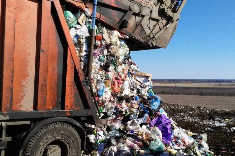 Воронежский региональный оператор нарушил требования транспортировки опасных отходов 