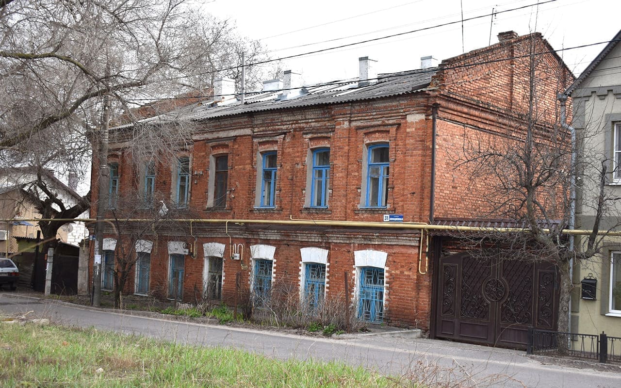Крышу исторического дома портнихи Скуратовой восстановят в Воронеже