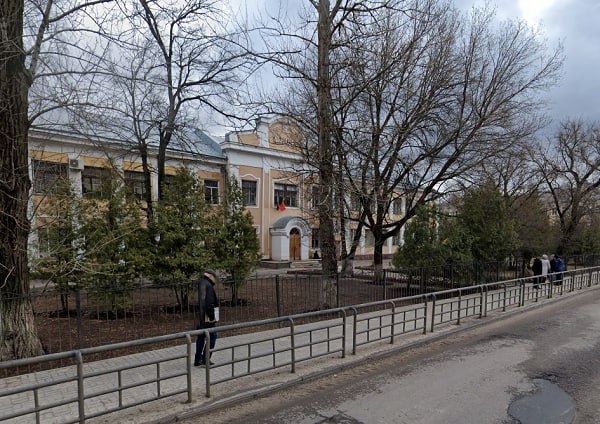 В Воронеже почти за 40 млн рублей восстановят здание школы со столетней историей