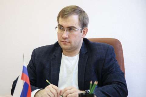 Воронежский политолог Дмитрий Нечаев: «Выскочка Артем Зубков словно мелкий чертик из табакерки, который выпрыгнул из «молодежной песочницы»