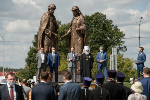 Памятник святым Петру и Февронии под Воронежем обзаведется зайцем