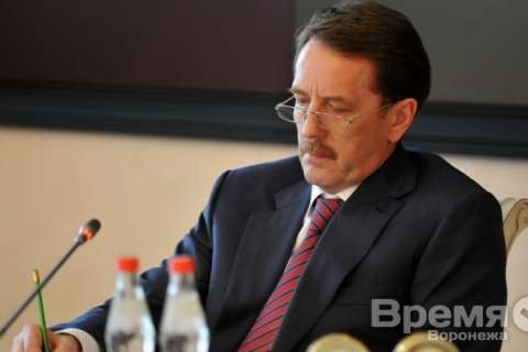 Алексей Гордеев призвал спасать детей из неблагополучных семей