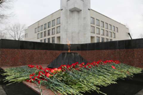 В Воронеже прокуратура поругала мэрию за братские могилы